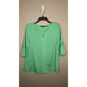 C. Wonder Womens Small Green Flutter Sleeve Blouse Crochet Lace Detail A287639